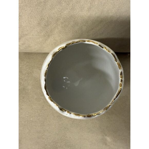 Vintage Napcoware Footed Egg Shape Vase. Gold & Black Flowers. Gold Trim 6" T - Picture 6 of 12